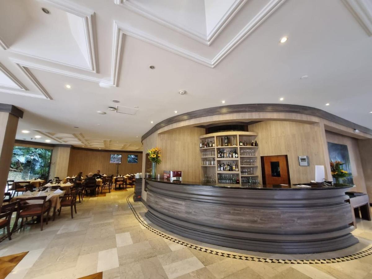 Hotel Dann Carlton Belfort Medellín Exterior foto The lobby bar